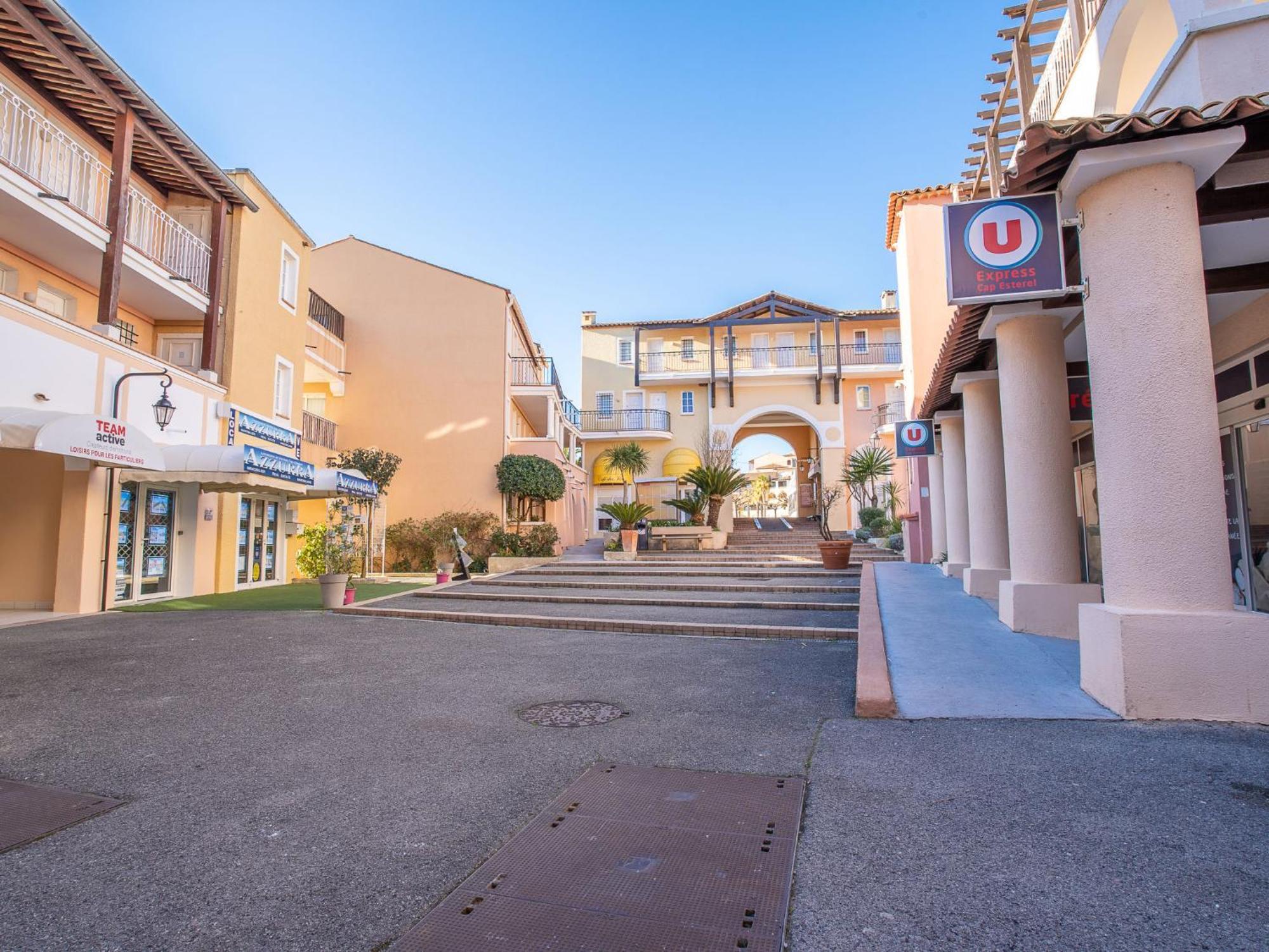 Apartment Village Cap Esterel - Le Village-9 By Interhome