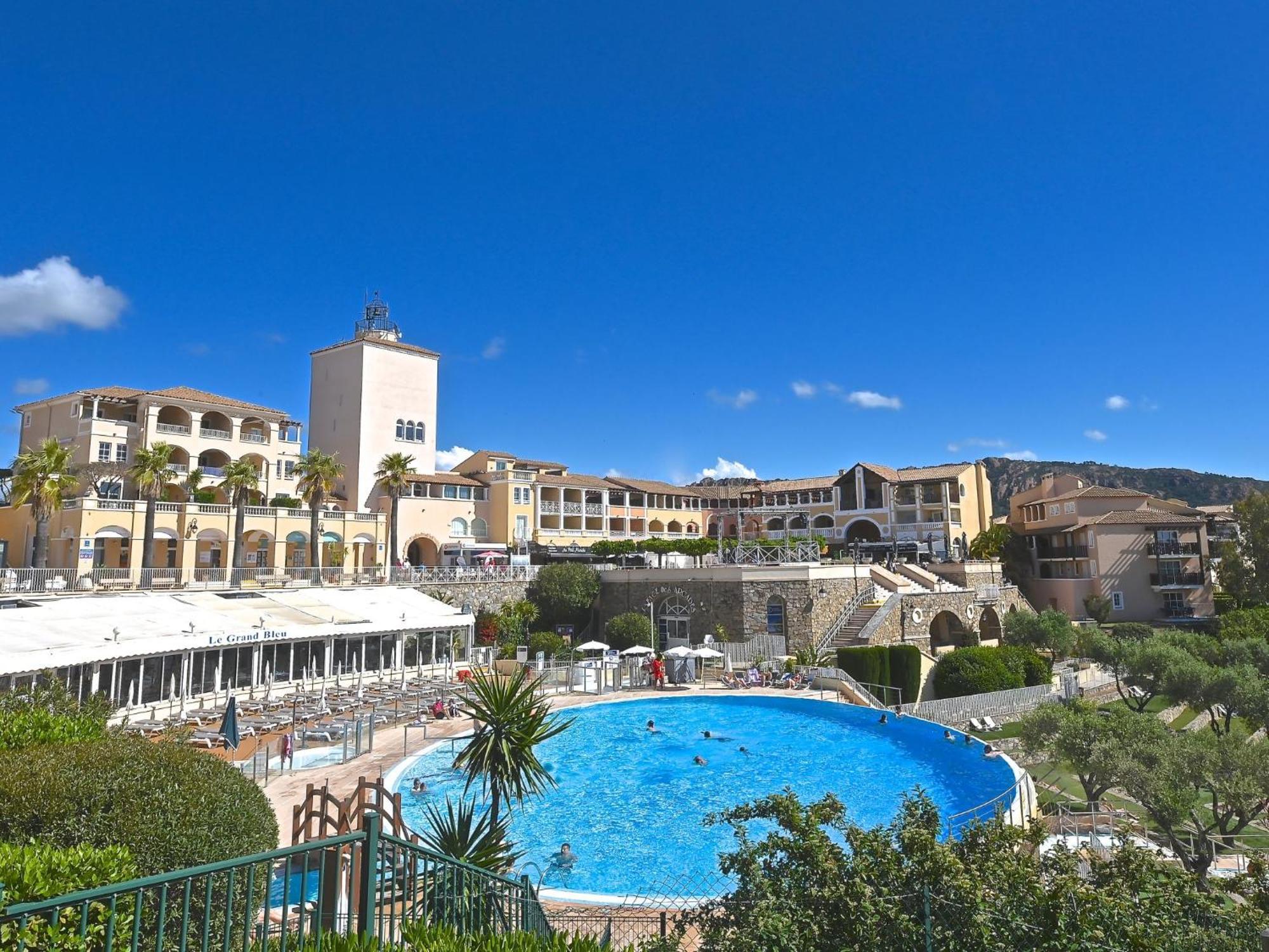 Village Cap Esterel - Le Village-9 By Interhome