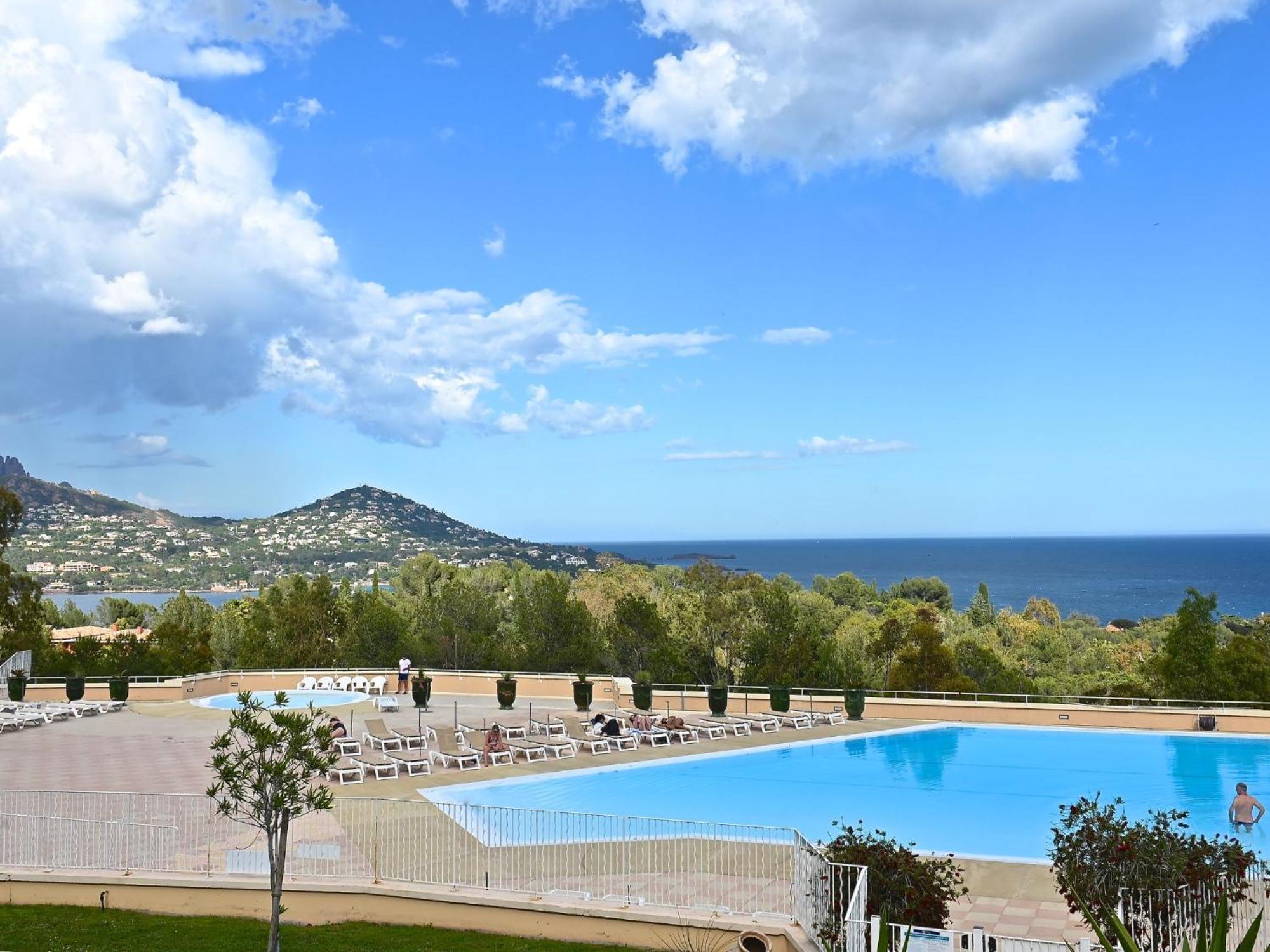 Apartment Village Cap Esterel - Le Village-9 By Interhome Saint-Raphaël